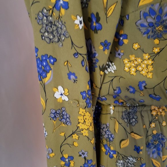 NWT DR2 Green Floral long Sleeve Dress - Picture 2 of 7